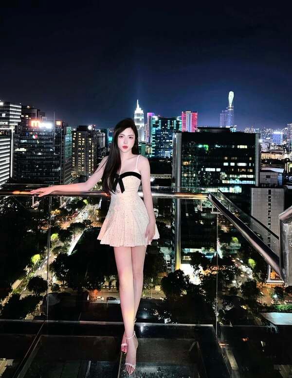 ảnh lý huỳnh thanh thảo 23