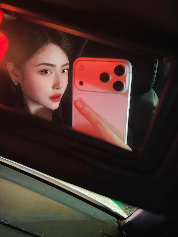 ảnh lý huỳnh thanh thảo 26