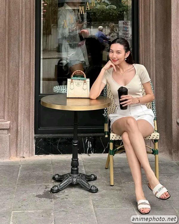 nguyễn thúc thuỳ tiên clip