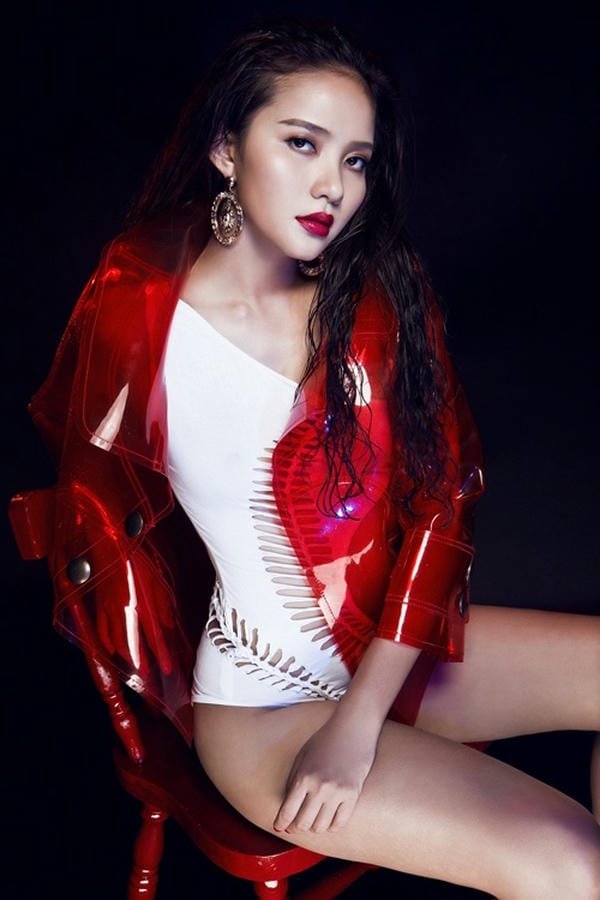 Bộ ảnh nude Phan Như Thảo gợi cảm hot nhất