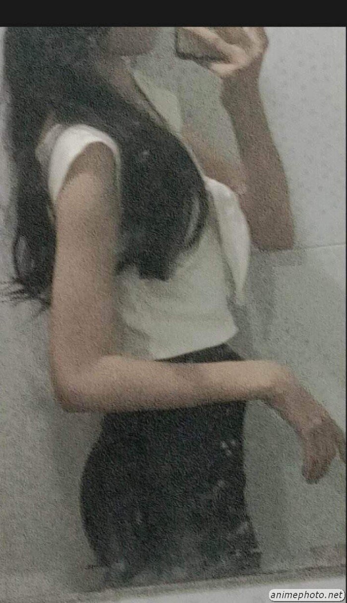 Hình ảnh Hà Vy 2K9 nứng lừng show hàng