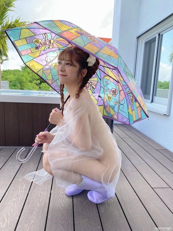 Loạt ảnh nứng lừng Riri Nanatsumori hot