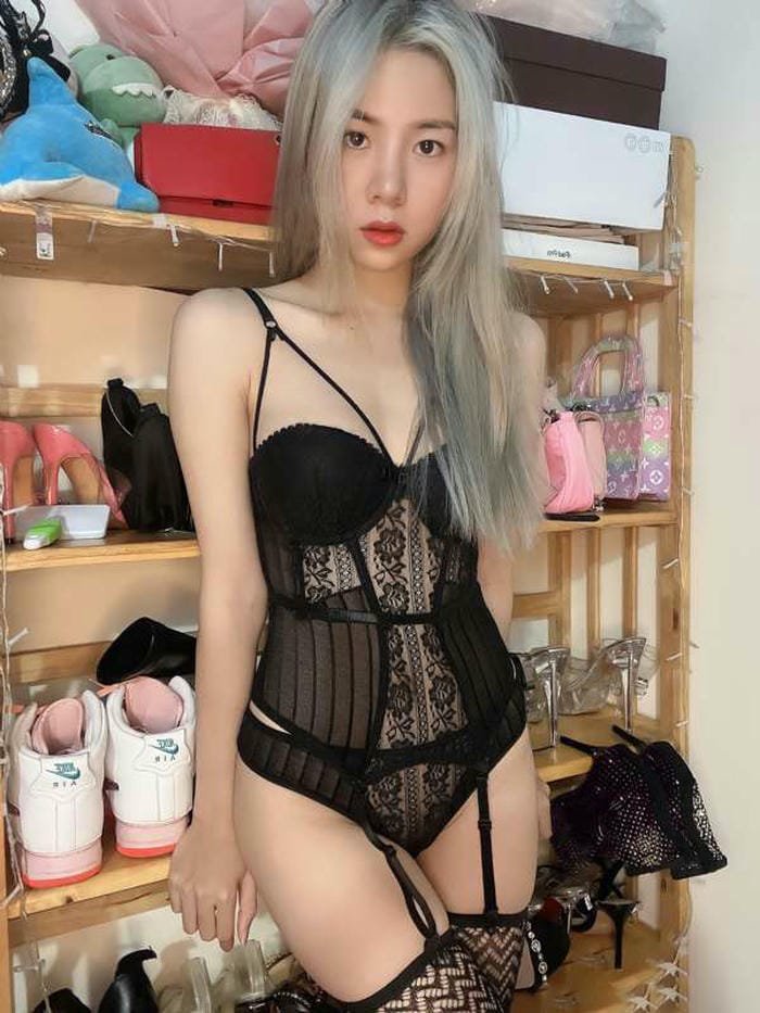 Ngô Ngọc Tường Vy sex quyến rũ gợi cảm