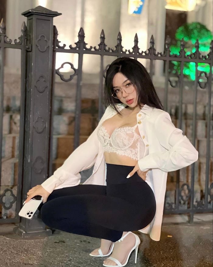 Album ảnh sexy mông to