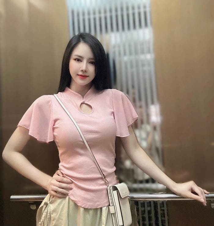 Ảnh Lê Nguyệt Anh đẹp như thiên thần