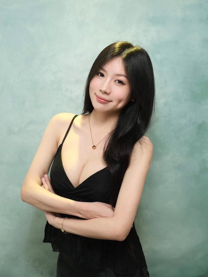 Loạt ảnh Hương Giang hot girl thần thái