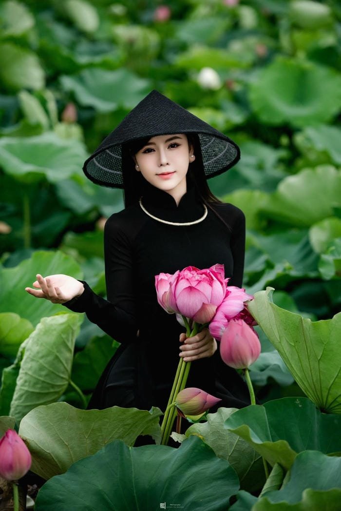Loạt ảnh Lê Nguyệt Anh sexy đầy mê hoặc