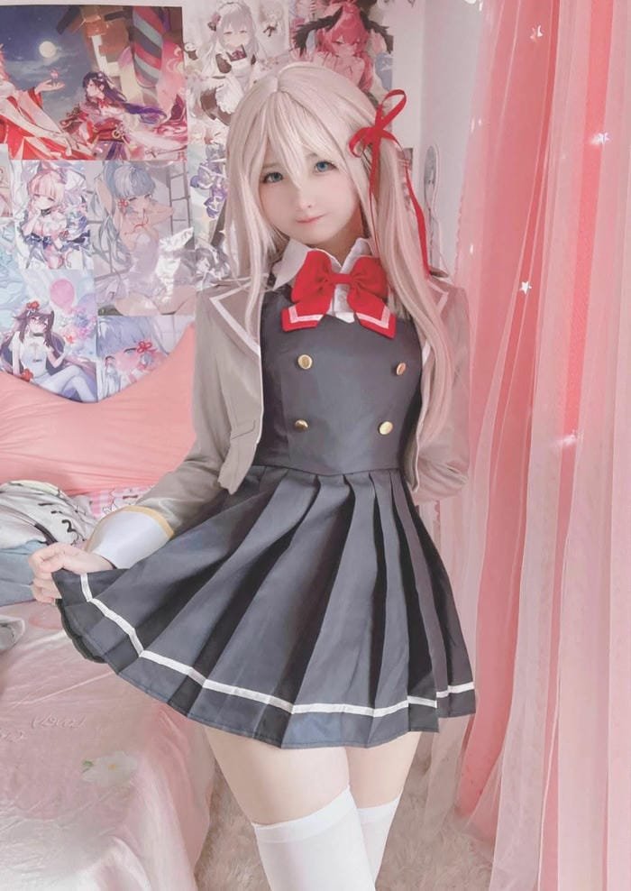 Loạt ảnh cosplay Xidaidai sexy cuốn hút