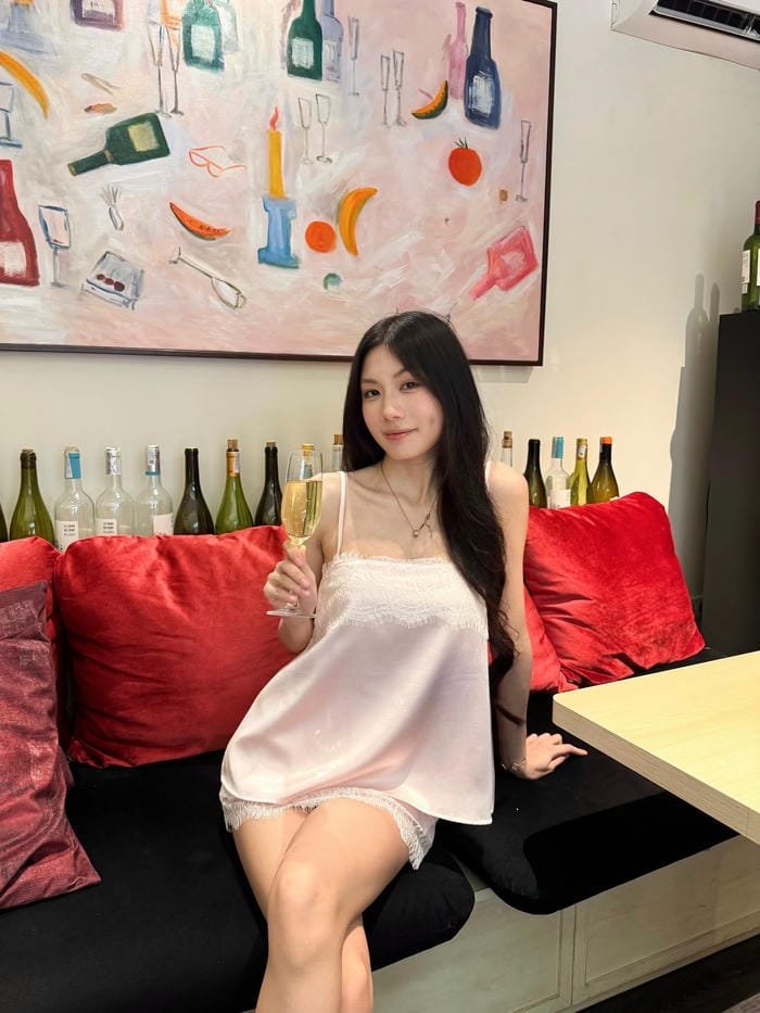Ngắm bộ sưu tập Hương Giang sexy