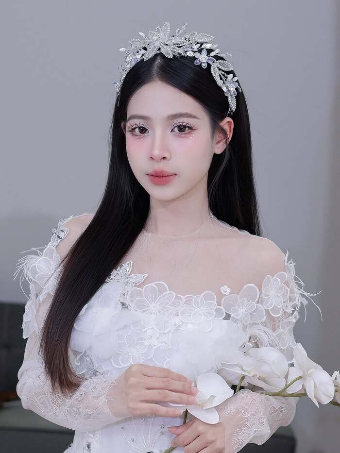 Xem ảnh cô dâu kích thích thị giác