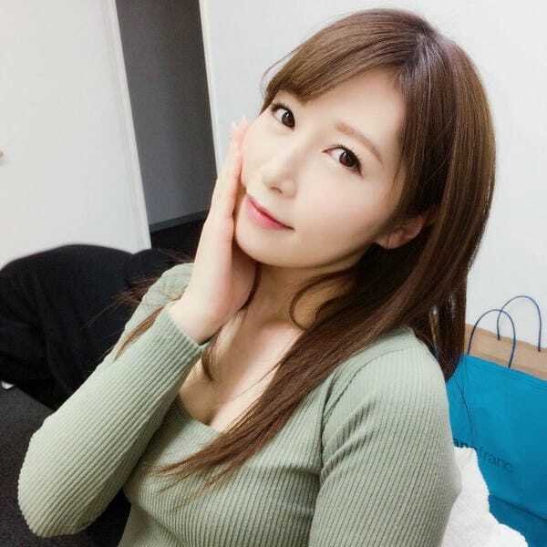 Aki Sasaki là ai 2