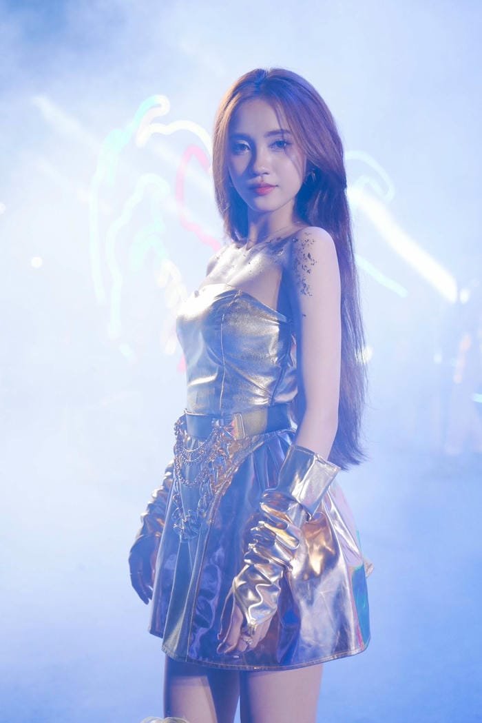 Ảnh Trần Thu Hiền sexy sang chảnh