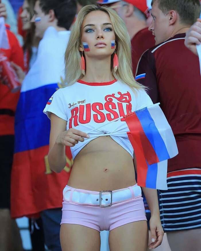 Hình ảnh mỹ nhân World Cup ngọt ngào