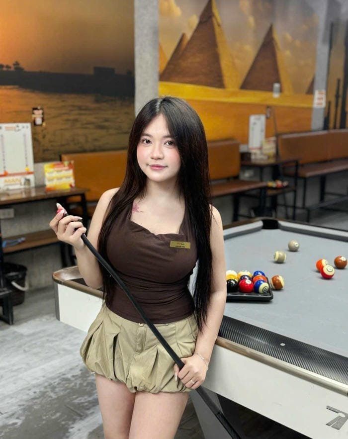 Tải ảnh avatar Hiền Nhi ngực khủng sexy
