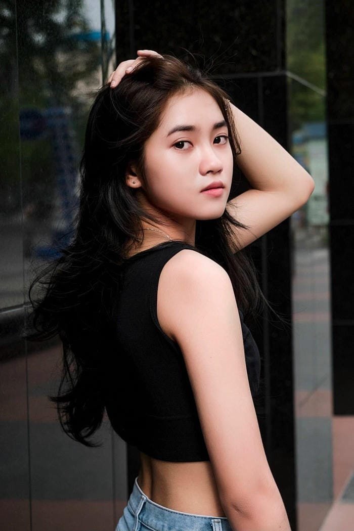 Xem Trần Thu Hiền sexy đầy mê hoặc
