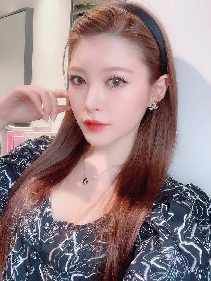 Minami Aizawa là ai 8