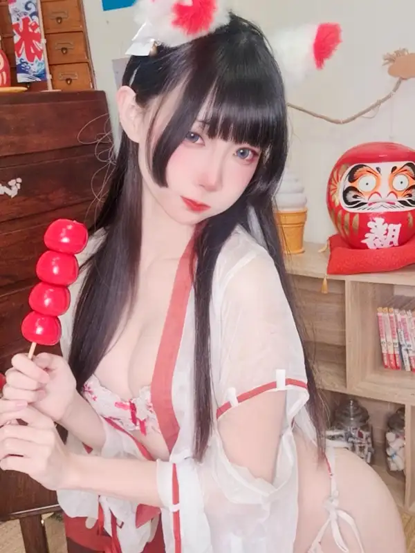 Ảnh Girl Xinh Show Lồn Trắng Sex
