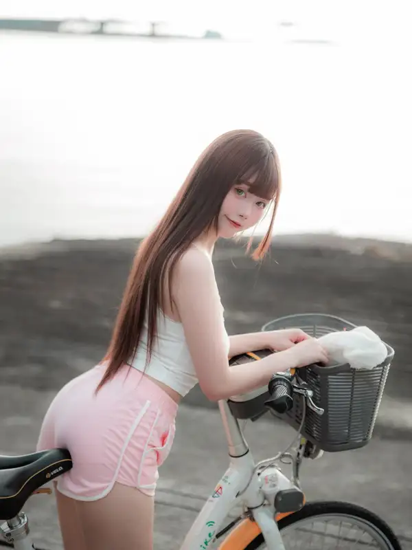 Học Sinh 18 Ảnh Sex Gái Xinh Căng Tròn Quyến Rũ