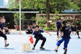 Luật chơi cướp cờ chi tiết và hướng dẫn tổ chức dễ hiểu
