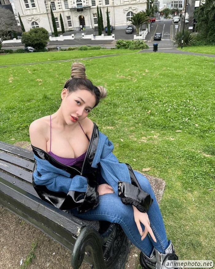 Ngắm ảnh sex Ngân 98 vú to gợi cảm