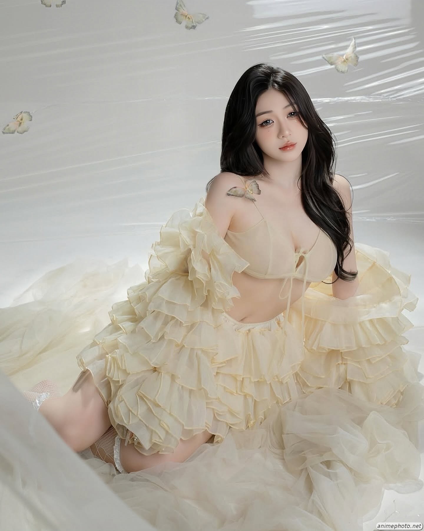 Bộ ảnh nude của Trần Hà Linh da mịn nóng bỏng