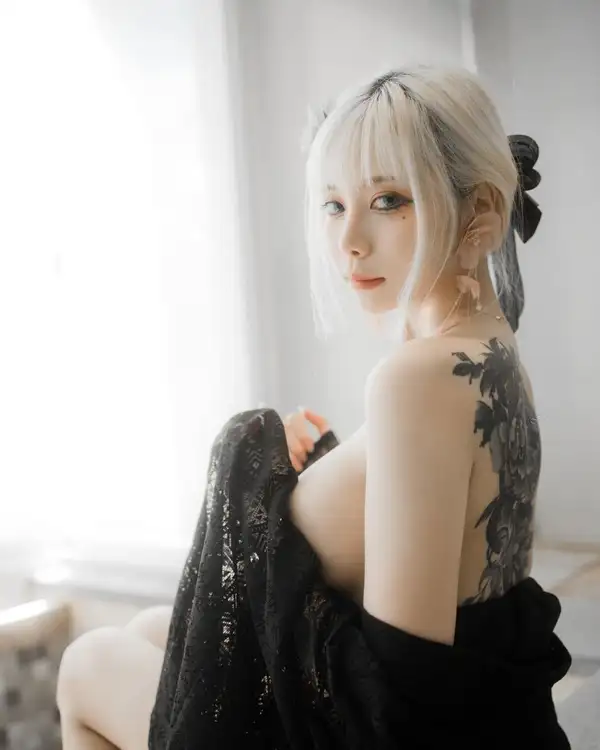 Ngắm ảnh nóng gái Việt da trắng mịn