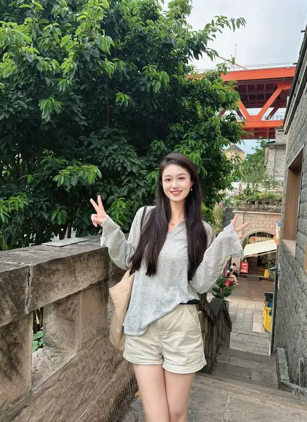 Xem ảnh gái xinh trung quốc tiktok nổi tiếng