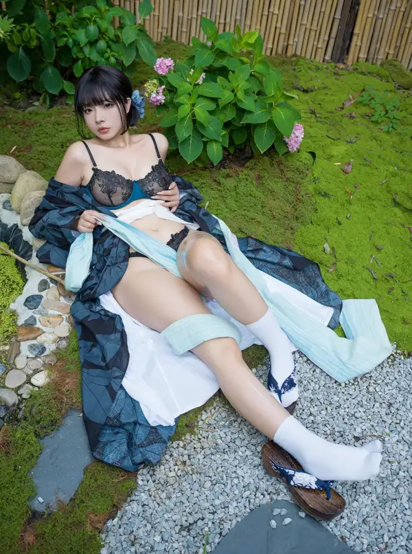 Ảnh hentai người thật 18+ đầy kích thích