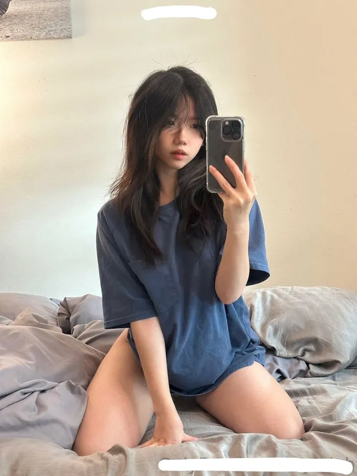 Ảnh Sex Aryminh Onlyfan Khoe Body